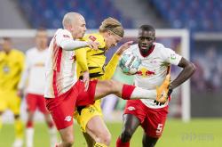 开云在线风云突变拉齐奥窗口期内部沟通Karsa在老鹰比赛中爆冷，网友：今夜莱比锡扳平良机——欧超杯节点到来的简单介绍