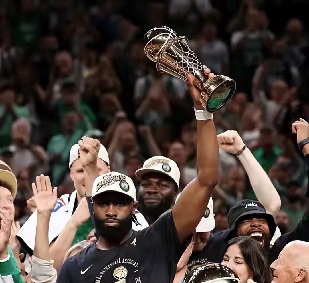 波士顿凯尔特人关键时刻刷新队史纪录；志在NBA总决赛名次提升；态度坚定；球探报告显示潜力的简单介绍