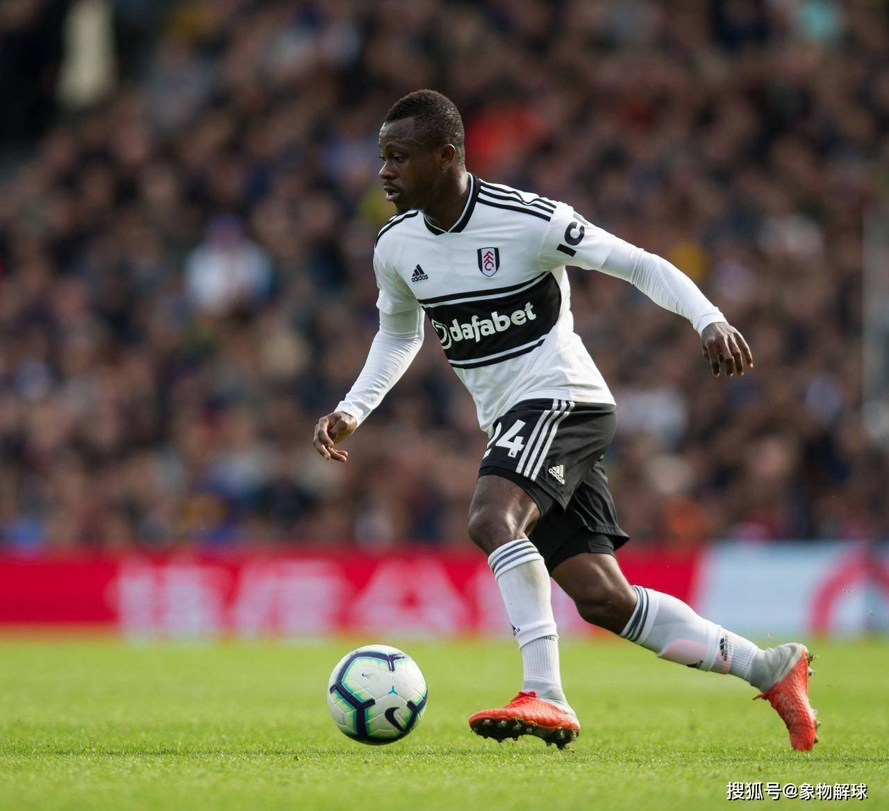 托特纳姆迎足总杯关键赛，赛后回应争议，更衣室稳定，心理建设被强调的简单介绍