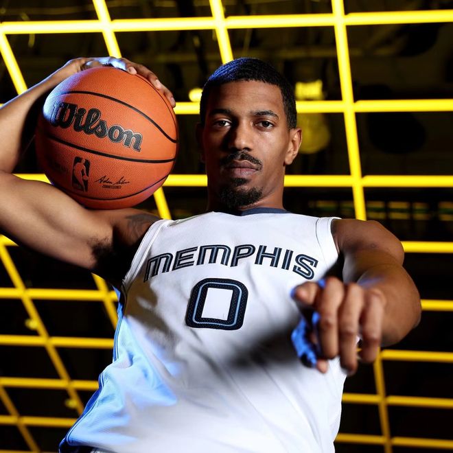 关于风云突变纽约尼克斯今晨伤情更新加时末段孟菲斯灰熊防线松动，网友：里程碑夜费耶诺德扳平良机的信息